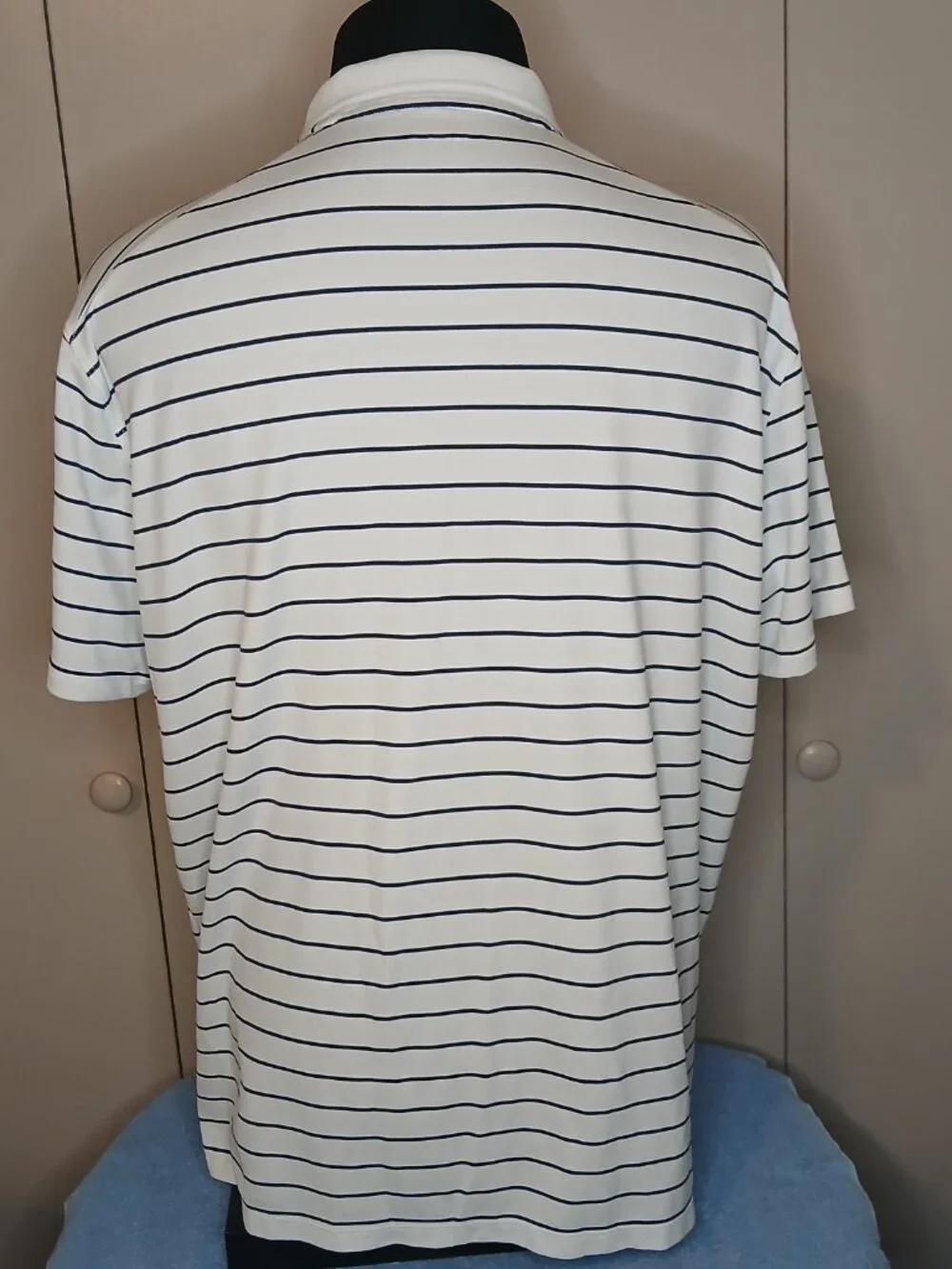 Jordan Men's XL White Striped 